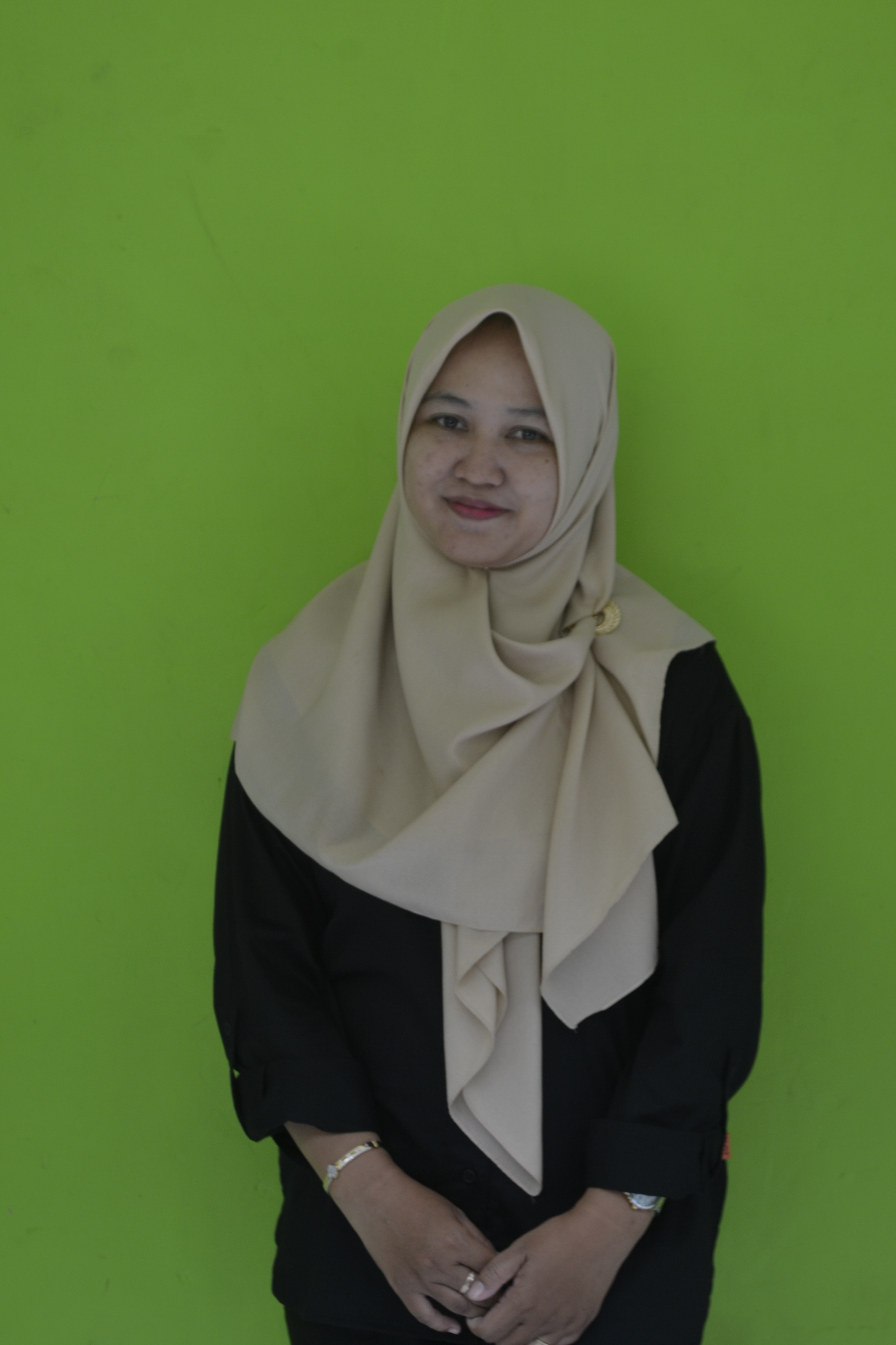 Ika Nur Atmawati, S.Pd 